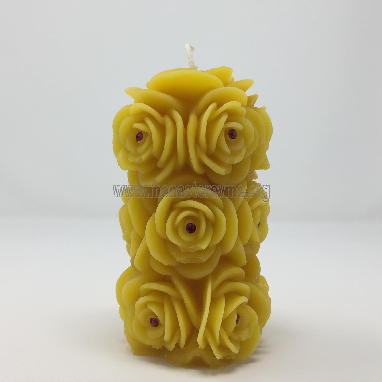 100 pure Canada Beeswax Candles made locally in Quebec by the sisters