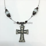 Orthodox glass bead Cross and bracelet designed and assembled in Canada by the sisters of monasterevmc.org / Bracelet et croix orthodoxe avec des perles de verre conçus et faits à la main au Québec par les soeurs du monasterevmc.org