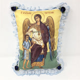 Byzantine Orthodox Icon of the guardian Angel printed on a satin pillow designed and handmade in Canada by the sisters of monasterevmc.org / Oreiller avec impression d'une icone byzantine orthodoxe de l'Ange gardien conçu et fait à la main au Québec par les soeurs du monasterevmc.org