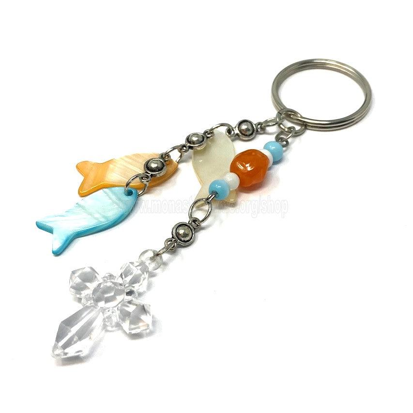 Orthodox keychain with resin cross and fish designed and assembled by the sisters of monasterevmc.org / Porteclé orthodoxe avec petite croix et poissons fait par les soeurs du monasterevmc.org