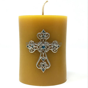 Beeswax Pillar Candle with filigree cross handmade and decorated in Canada by the sisters of monasterevmc.org/ Chandelle en cire d'abeille fabriquée à la main au Québec par les soeurs du monasterevmc.org